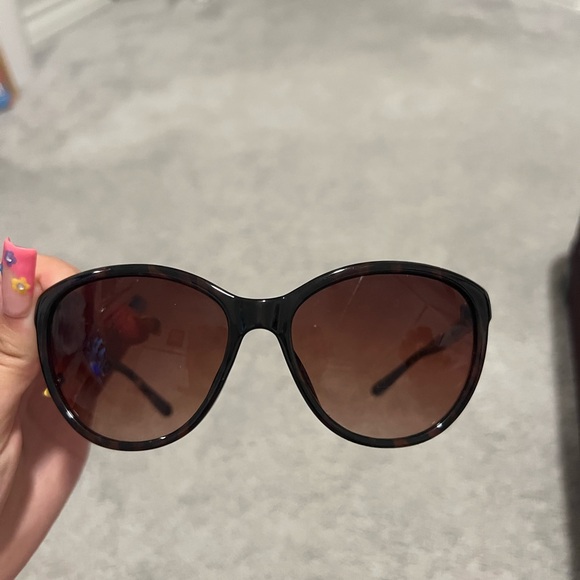 Sunglasses - Picture 1 of 4